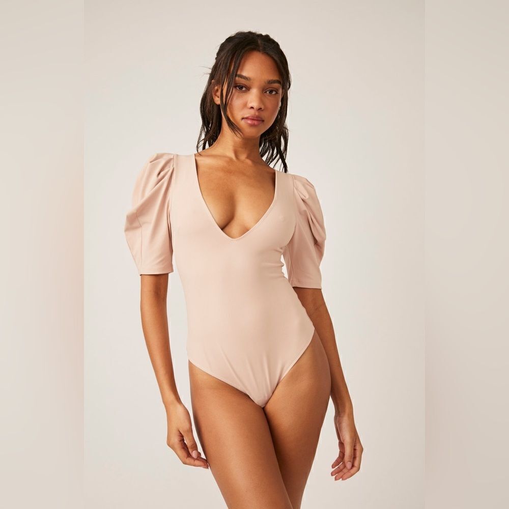Free People NWT Va Va Voop Bodysuit in the size XS